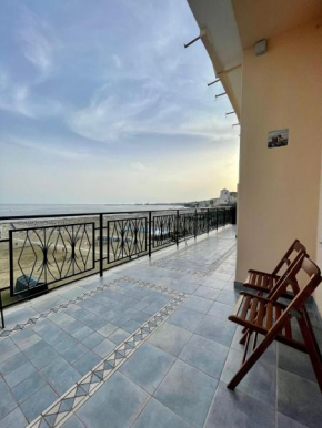 NEWHOUSE VICTORIA - Sea View Apartment Nettuno